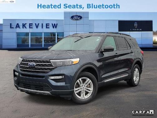 ICONIC SILVER METALLIC 2024 Ford Explorer XLT