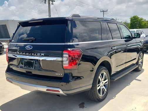 Black Metallic 2024 Ford Expedition Max Limited