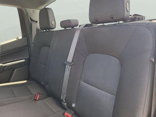 Summit White 2023 Chevrolet Colorado WT
