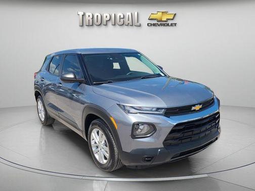Satin Steel Metallic 2022 Chevrolet Trailblazer LS