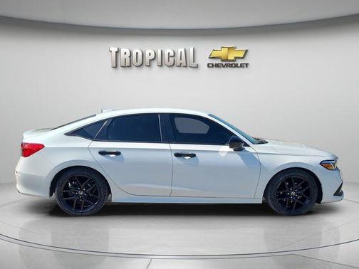 White 2023 Honda Civic Sport