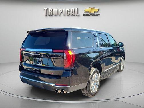 Onyx Black 2025 GMC Yukon XL Denali