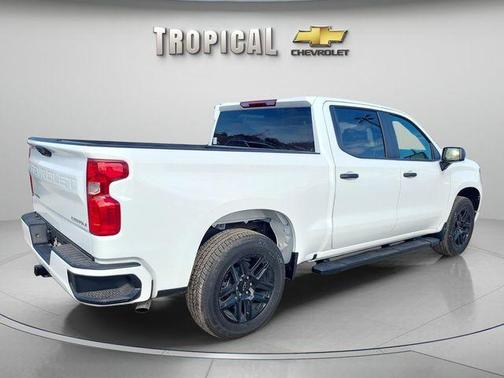 Summit White 2026 Chevrolet Silverado 1500 Custom