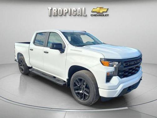 Summit White 2026 Chevrolet Silverado 1500 Custom
