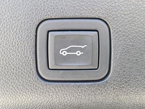 Black 2024 Chevrolet Suburban LT