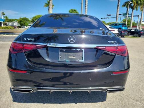 Black 2022 Mercedes-Benz S-Class S 580 4MATIC