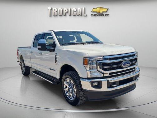 White Metallic 2022 Ford F-250 Lariat