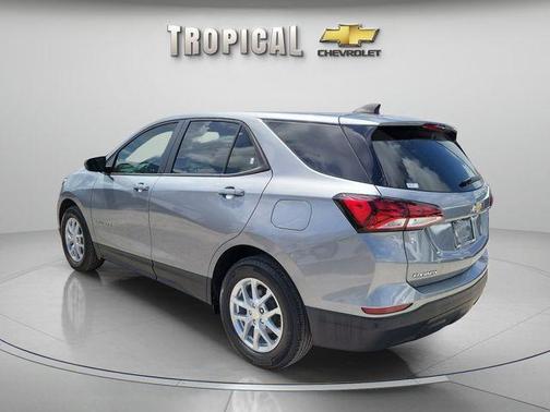 Sterling Gray Metallic 2024 Chevrolet Equinox LS