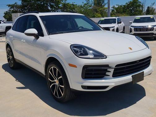 White 2023 Porsche Cayenne Base