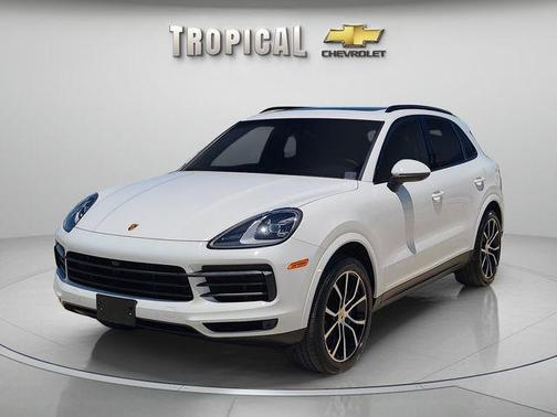 White 2023 Porsche Cayenne Base