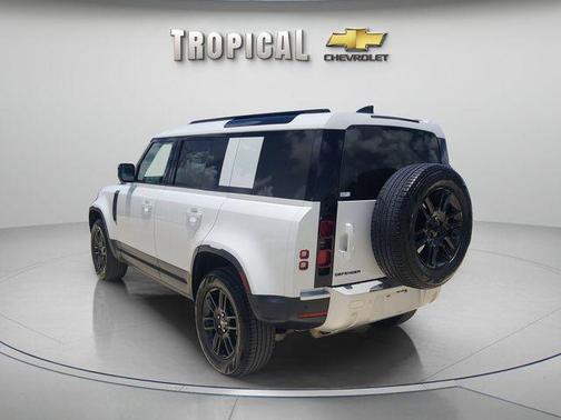 Fuji White 2025 Land Rover Defender P300