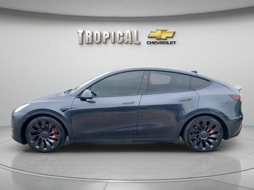 Stealth Gray 2024 Tesla Model Y Performance