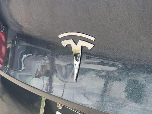 Stealth Gray 2024 Tesla Model Y Performance