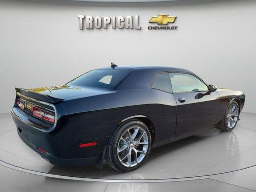 Pitch Black Clearcoat 2022 Dodge Challenger GT