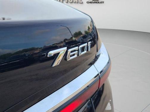 Carbon Black Metallic 2023 BMW 760 760i xDrive