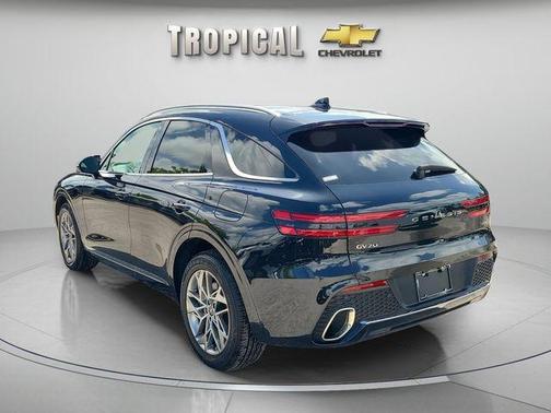 Vik Black 2025 Genesis GV70 2.5T