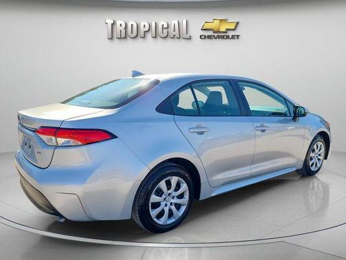 Classic Silver Metallic 2024 Toyota Corolla LE