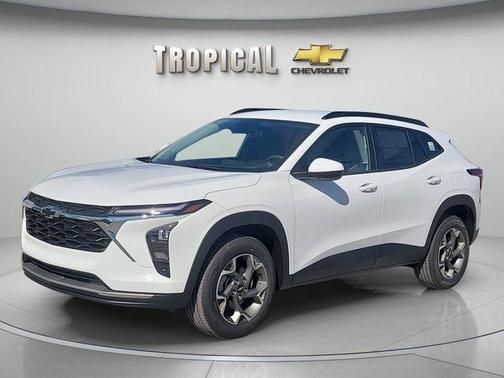 Summit White 2026 Chevrolet Trax LT