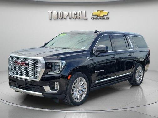 Onyx Black 2023 GMC Yukon XL Denali