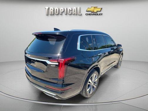 Stellar Black Metallic 2020 Cadillac XT6 Premium Luxury FWD
