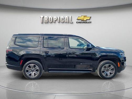 Diamond Black 2024 Jeep Wagoneer Series II