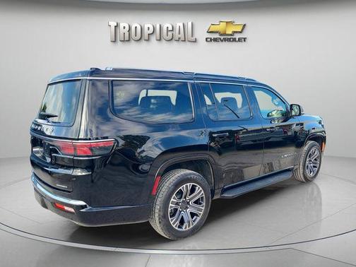 Diamond Black 2024 Jeep Wagoneer Series II