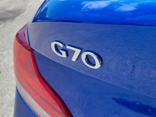 Mallorca Blue 2021 Genesis G70 2.0T