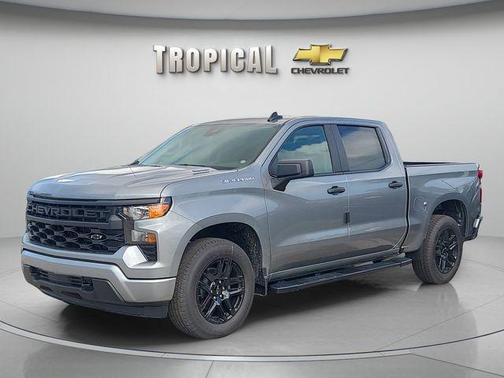 Sterling Gray Metallic 2026 Chevrolet Silverado 1500 Custom