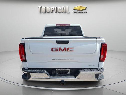 Summit White 2024 GMC Sierra 1500 SLT