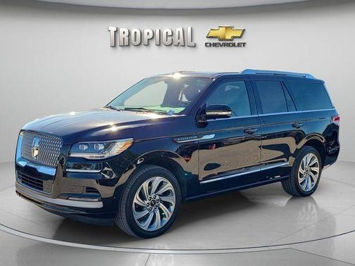 Black Metallic 2024 Lincoln Navigator Premiere