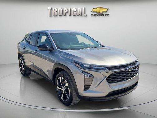 Sterling Gray Metallic 2025 Chevrolet Trax 1RS