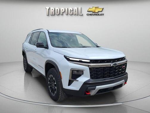 Polar White 2026 Chevrolet Traverse Z71