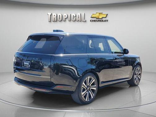 Santorini Black 2023 Land Rover Range Rover P530 SE