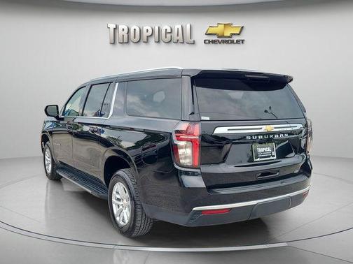 Black 2024 Chevrolet Suburban LT