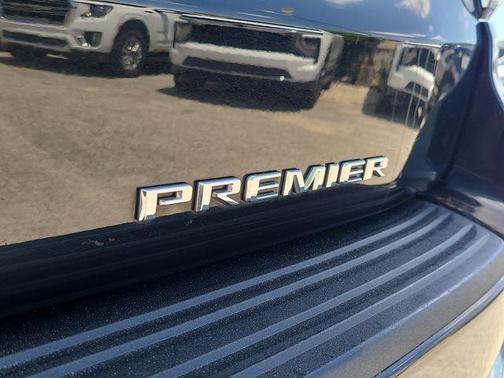 Black 2024 Chevrolet Suburban Premier