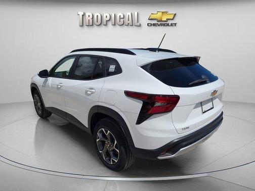 Summit White 2026 Chevrolet Trax LT