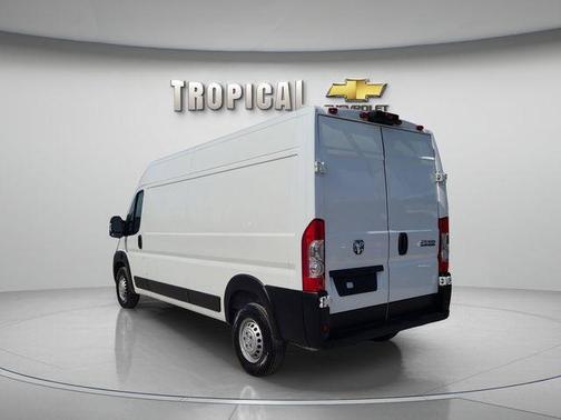 Bright White Clearcoat 2025 RAM ProMaster 2500 High Roof