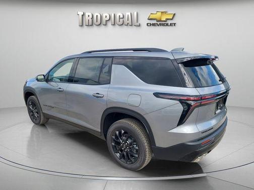 Sterling Gray Metallic 2026 Chevrolet Traverse LT