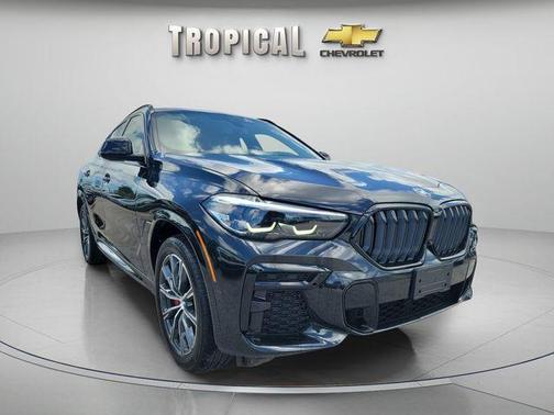 Black 2022 BMW X6 xDrive40i
