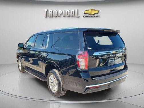 Black 2024 Chevrolet Suburban LT