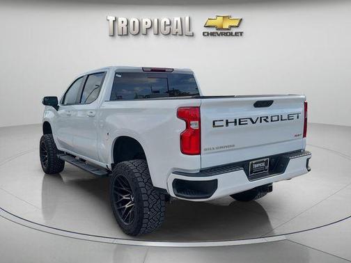 Summit White 2022 Chevrolet Silverado 1500 RST