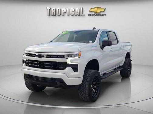 Summit White 2022 Chevrolet Silverado 1500 RST