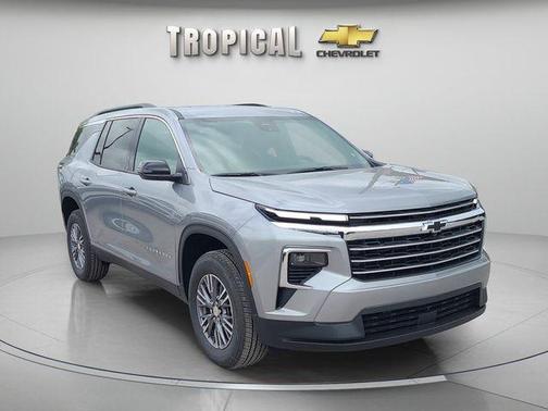 Sterling Gray Metallic 2026 Chevrolet Traverse LT