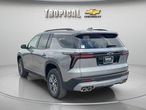 Sterling Gray Metallic 2026 Chevrolet Traverse LT