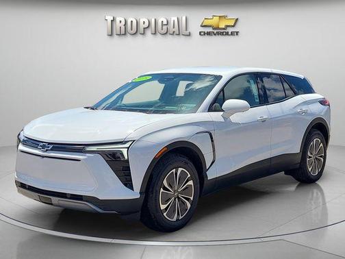 Summit White 2025 Chevrolet Blazer EV LT