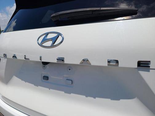 Hyper White 2024 Hyundai PALISADE XRT