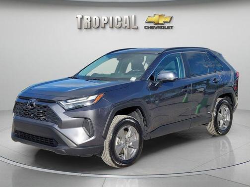 2025 Toyota RAV4 Hybrid XLE