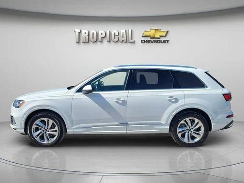 Carrara White 2023 Audi Q7 55 Premium Plus