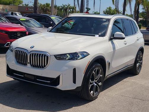 Alpine White 2025 BMW X5 xDrive40i