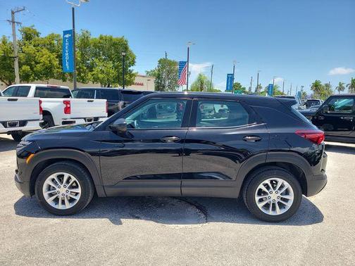 Black Metallic 2024 Chevrolet Trailblazer LS